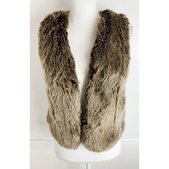 Madewell Jackets & Blazers - Madewell • Vegan Faux Fur Brown Vest